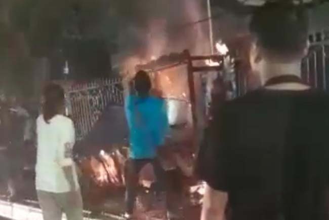 Warung Penjual BBM Eceran di Jalan Rajawali Terbakar, Diduga Kakak-Adik Alami Luka Bakar 