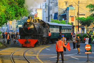 Rayakan Akhir Tahun Style Vintage: Sensasi Pengalaman Estetik dengan Kereta Uap Jaladara di Kota Solo