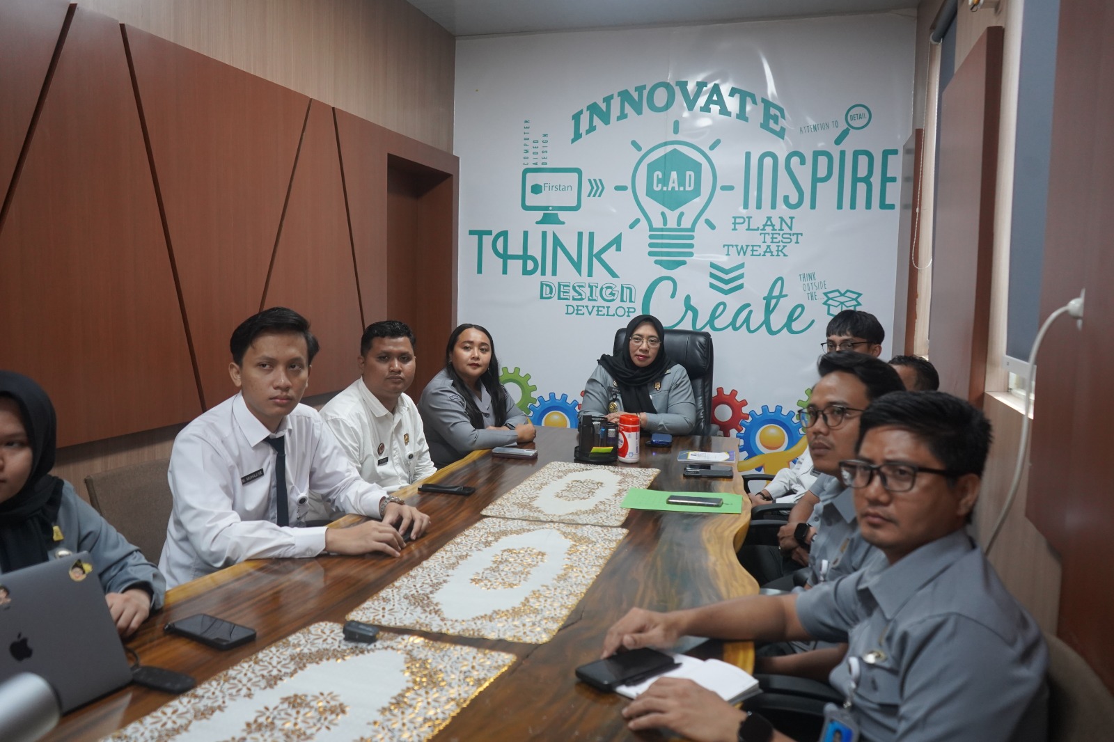 Tekankan Integritas dan Reformasi Birokrasi, Kemenkum Sumsel Sosialisasikan Pedoman Survei SPAK dan SKM 2026