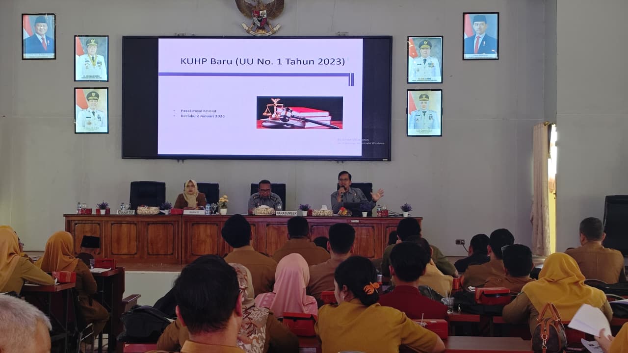 Sambut Pemberlakuan KUHP Baru, Kanwil Kemenkum Sumsel Gelar Sosialisasi di Kabupaten Muara Enim