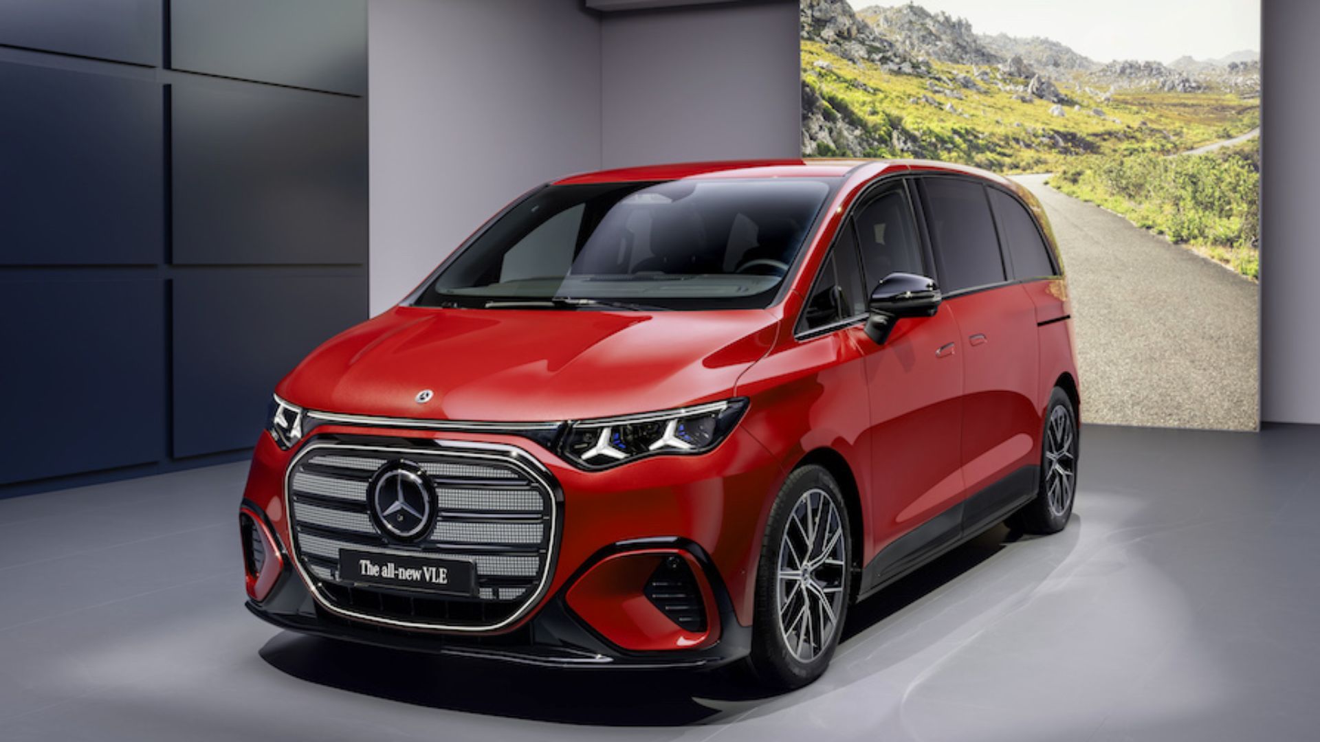 Mercedes-Benz VLE Debut Global di Jerman, MPV Listrik Mewah Rasa Limousine, Ini Spesifikasinya 