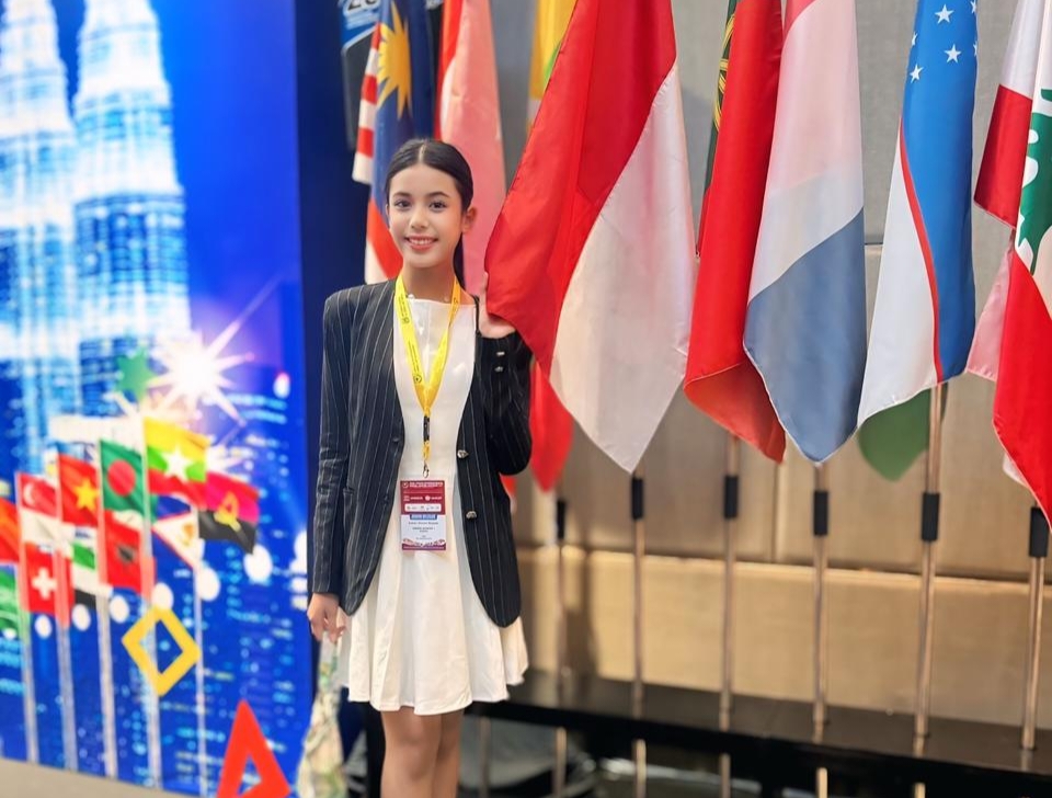 Puteri Anak Indonesia Chila Jadi Junior Delegasi Forum Debat Internasional di Kuala Lumpur