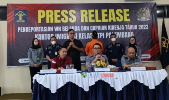 Nah Loh! Seorang Pria WNA Asal Belanda Dideportasi Imigrasi Palembang, Kasusnya Bikin Geleng Kepala