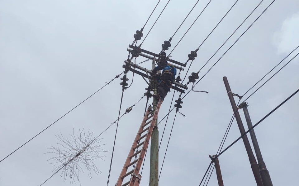 Minta Pindah Tiang Listrik Ditodong PLN Rp 16 Juta, Setelah Viral Turun Jadi Rp 11 Juta