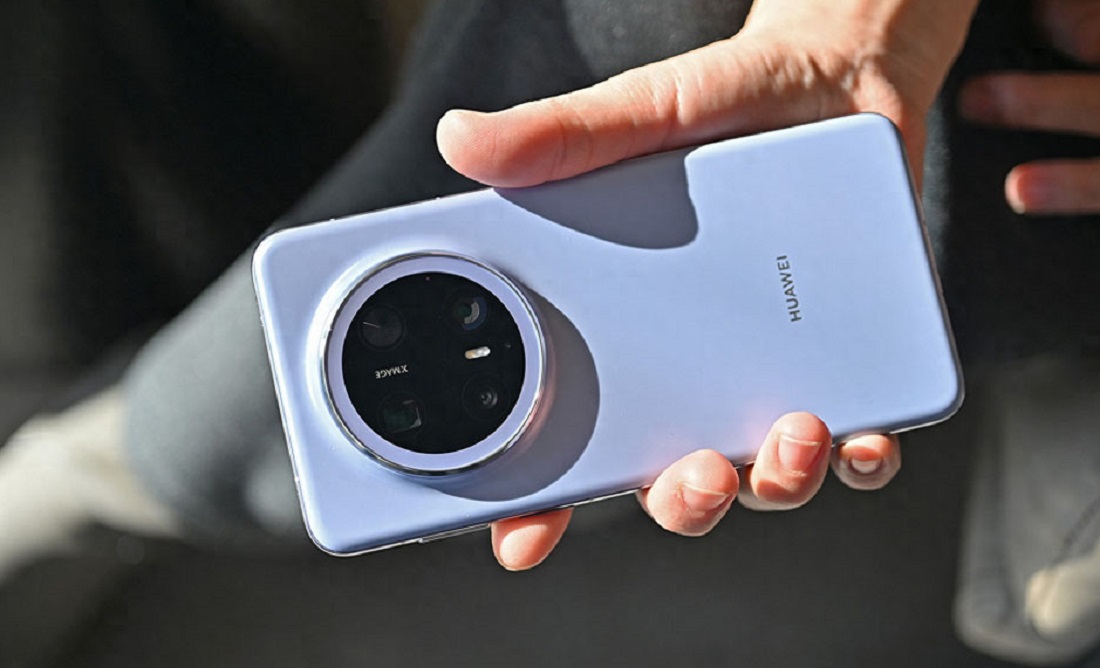 Huawei Mate 80 RS, Smartphone Flagship Huawei dengan Layar Dual-Layer OLED