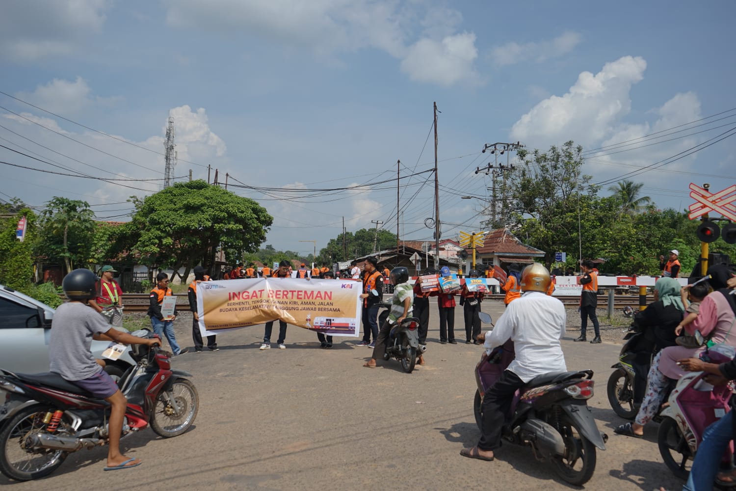 PT KAI Himbau Masyarakat untuk Waspada di Perlintasan Kereta Api