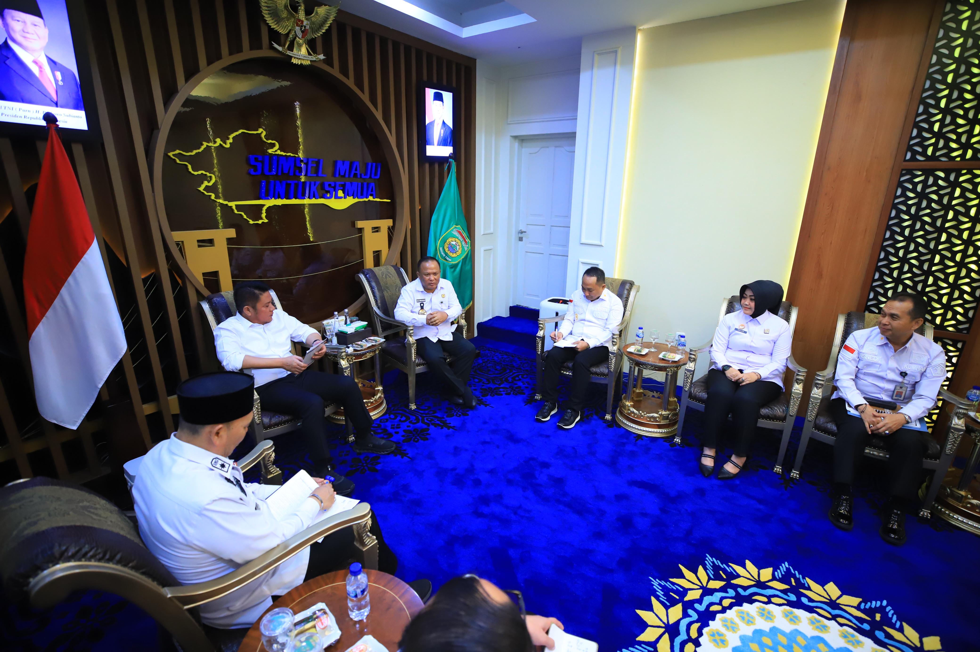 Herman Deru Dukung Kanwil Kemenkumham Jadikan Sumsel Sebagai Percontohan Nasional untuk Posbakum Desa