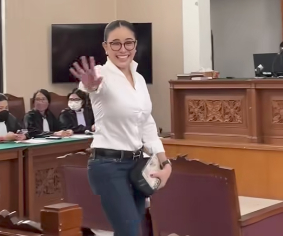 Nikita Mirzani Ngamuk Usai Sidang, Sempat Berdebat dengan Petugas Kejaksaan Lantaran Dihalangi untuk Wawancara