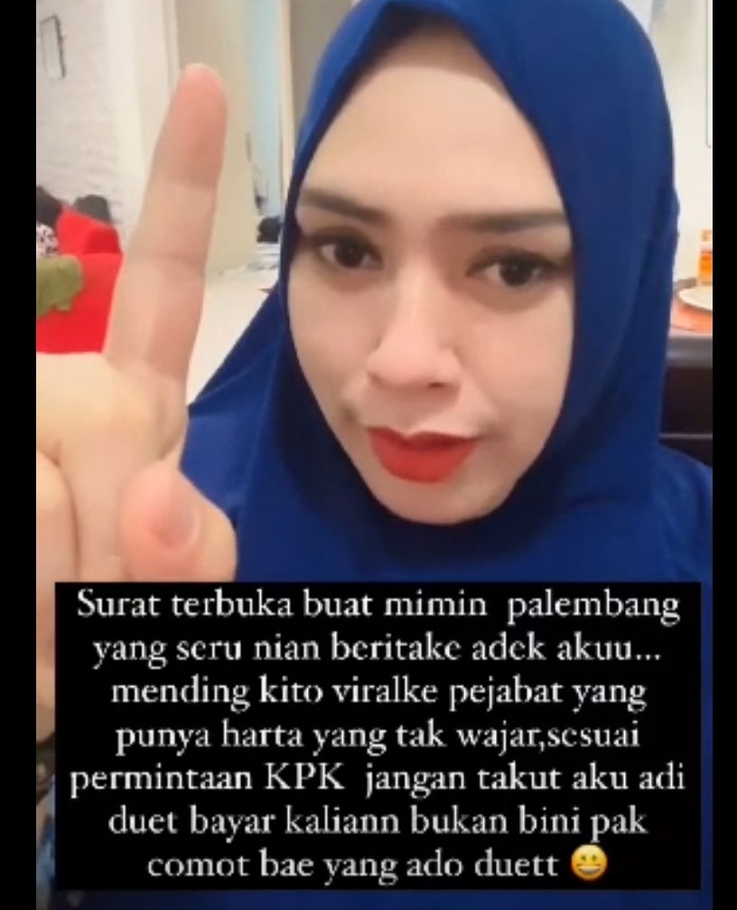 Icha Atazen Senggol Istri Pak Camat, Diduga Dalang Hilangnya Akun Instagram 