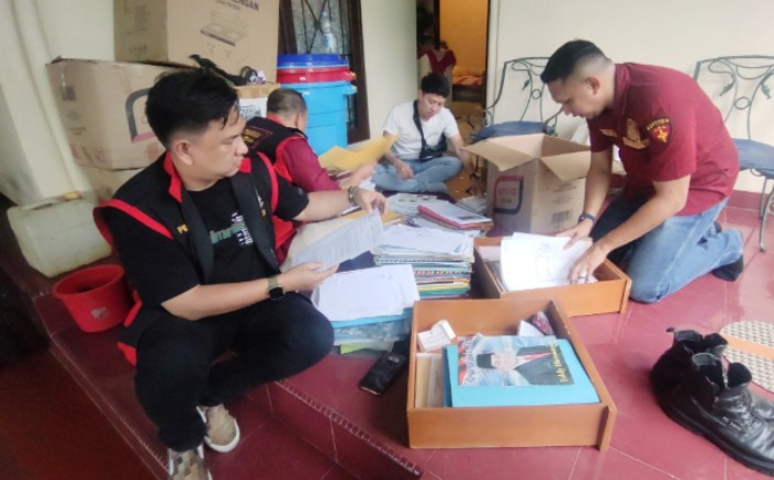 2 Jam Geledah Rumah Harnojoyo, Kejati Sumsel Sita Dokumen Terkait Korupsi Pasar Cinde