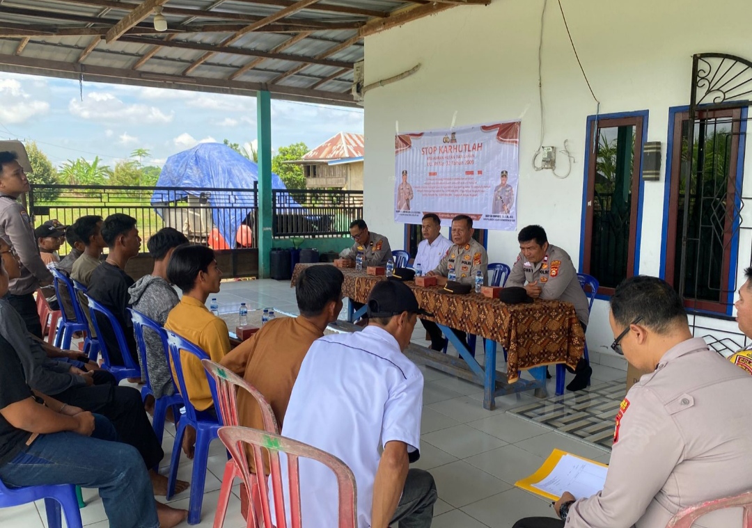 Antisipasi Karhutla Sat Binmas Polres OKI Penyuluhan di Desa Pedu Jejawi 