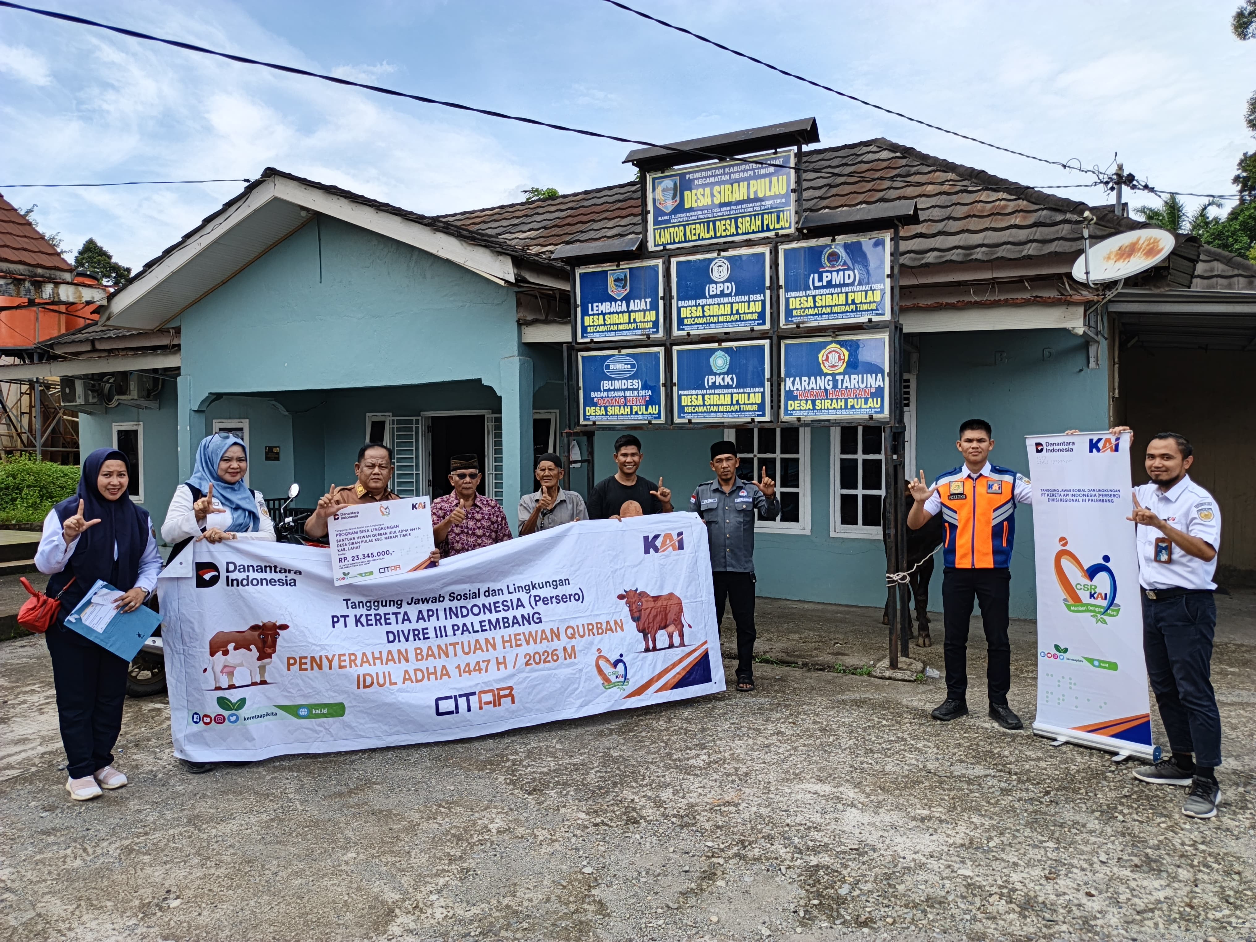 Sambut Hari Raya Idul Adha 1447 H, KAI Divre III Palembang Salurkan 30 Ekor Sapi Kurban 