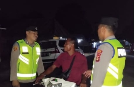 Sasar Pelaku 3C dan Bajing Loncat, Personel Polsek Pemulutan Patroli di Jalintim Palembang-Indralaya Ogan Ilir