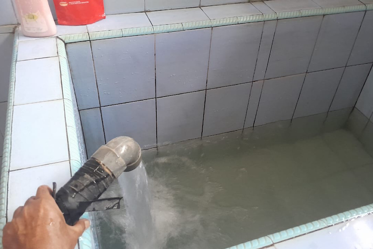 5 Hari Air Perumdam Lematang Enim Mampet, Warga Terpaksa Beli Air Bersih Ratusan Ribu