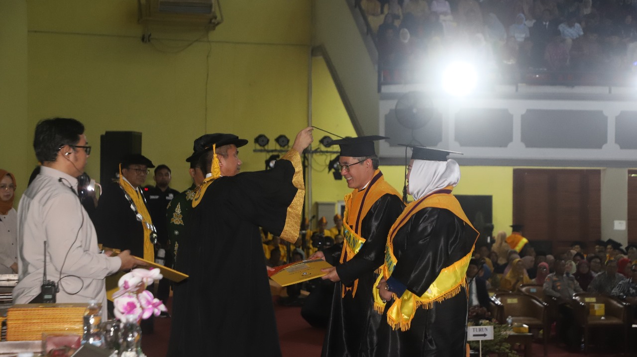 Unsri Gelar Wisuda ke-3 di Tahun 2024, Ada 1.335 Mahasiswa Jadi Wisudawan Baru, 60 Persen Berpredikat Cumlaude