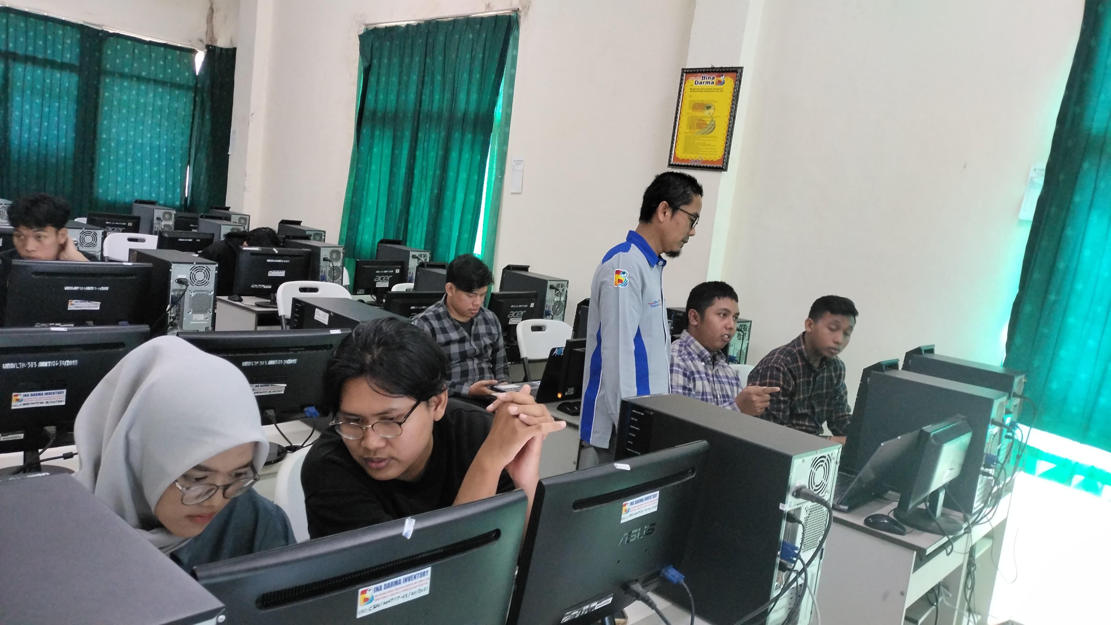 Pusat Karir Universitas Bina Darma: Siapkan Mahasiswa Hadapi Dunia Kerja yang Kompetitif