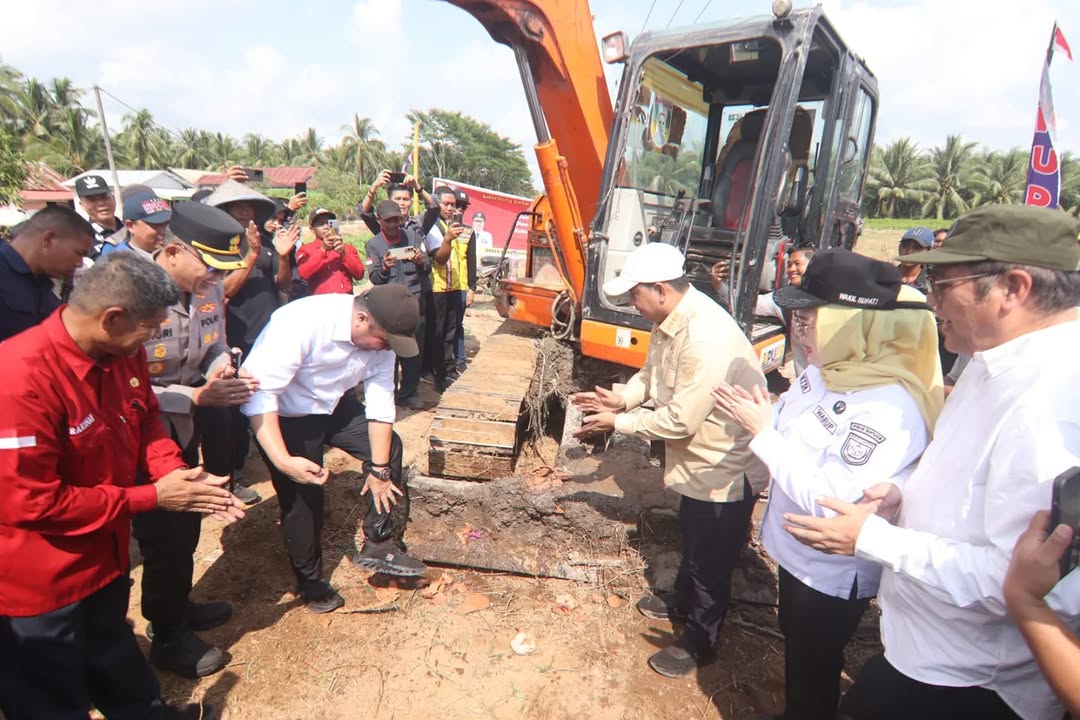 Bupati Banyuasin Askolani Realisasikan Janji Politik dengan Pembangunan Infrastruktur Jalan