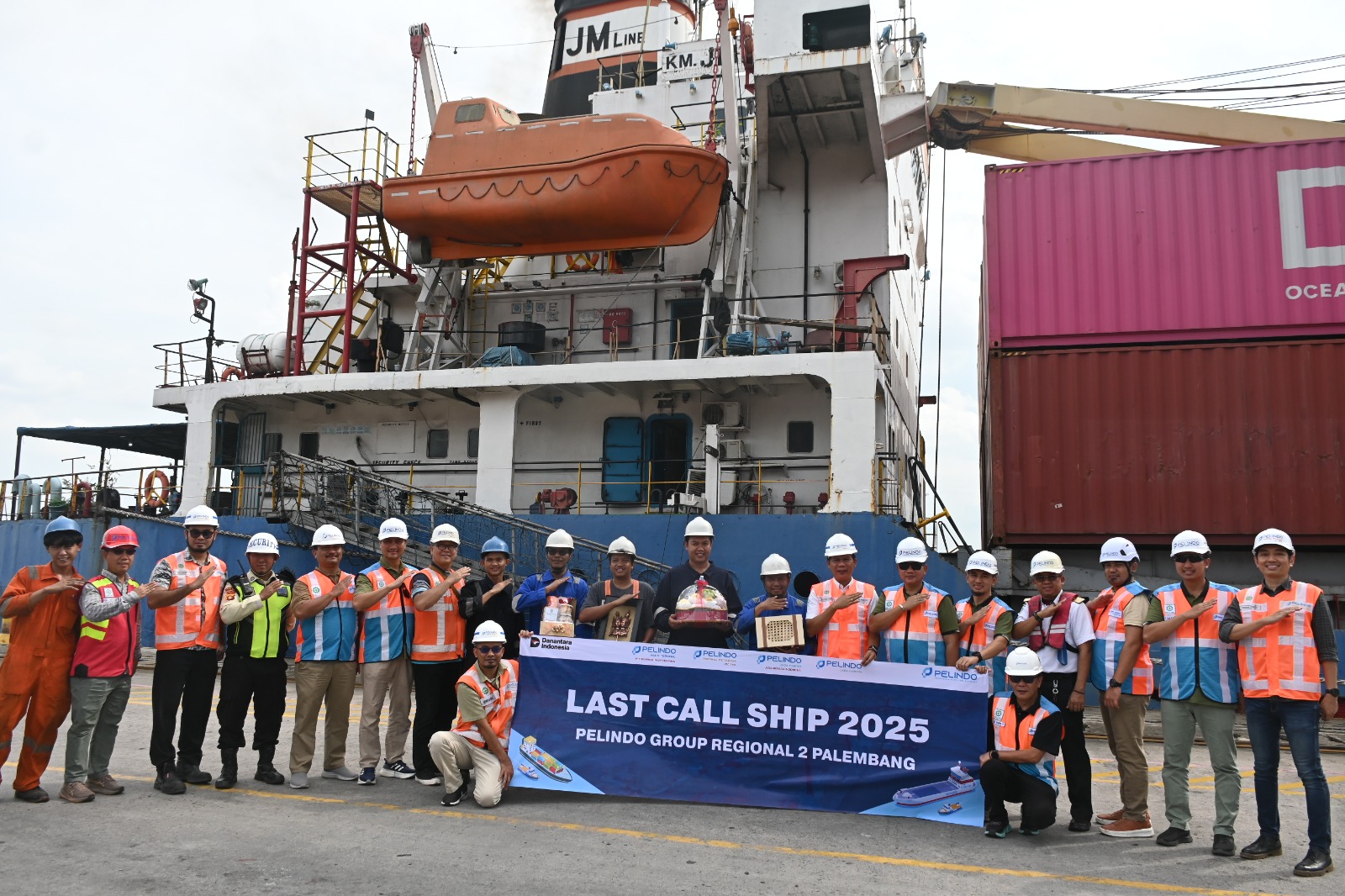 Apresiasi Pelanggan Di Akhir Tahun, Pelindo Group Reg 2 Palembang Gelar Last Call Ship Tahun 2025
