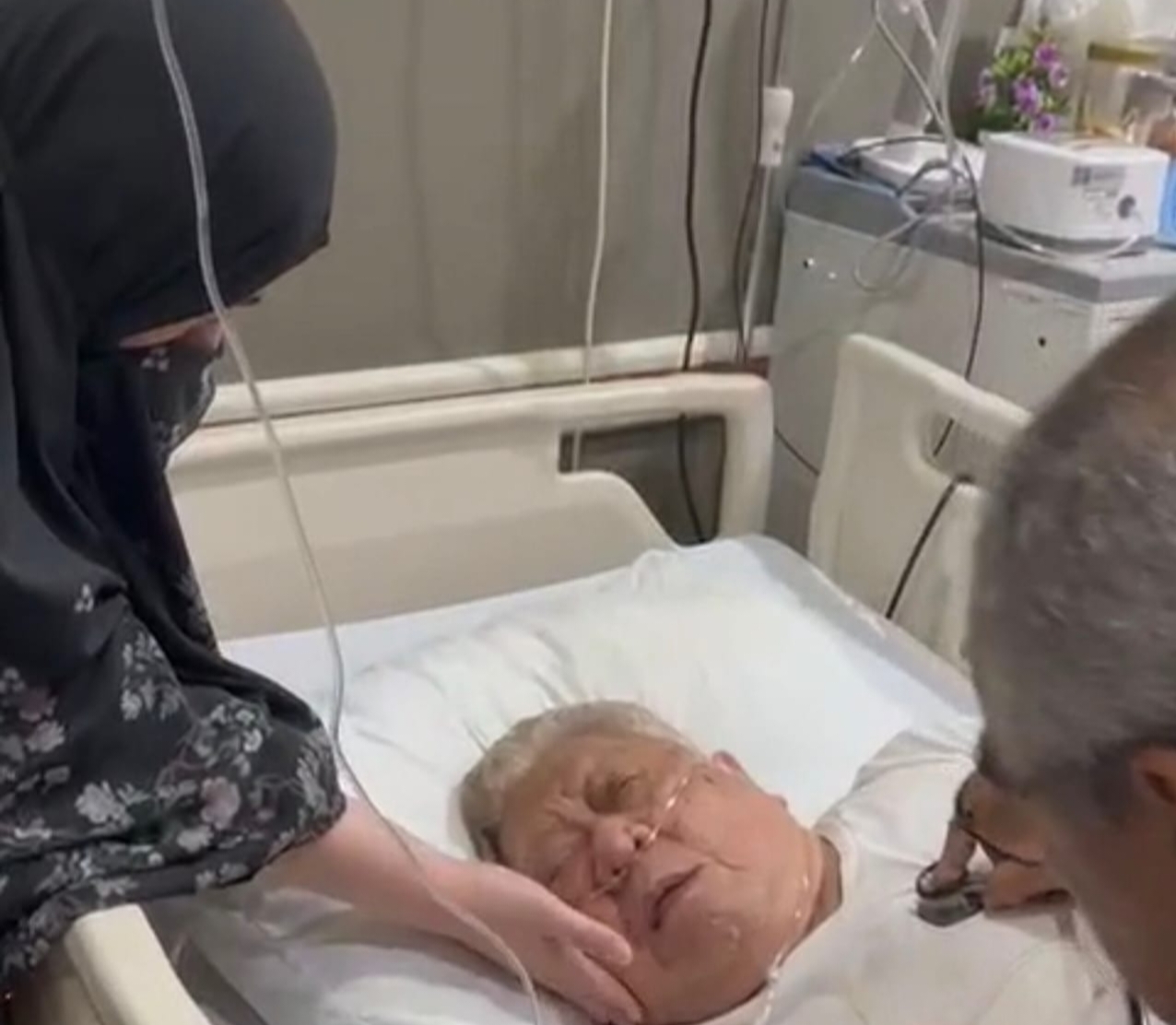 Kondisi Kritis, Haji Halim Dirawat Intensif di ICCU RS Siti Fatimah Palembang