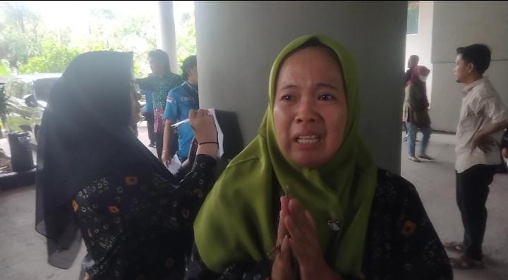 Tangis Pegawai Honorer Adukan Nasib ke DPRD Palembang, Tidak Lulus ASN PPPK Meski Belasan Tahun Mengabdi 