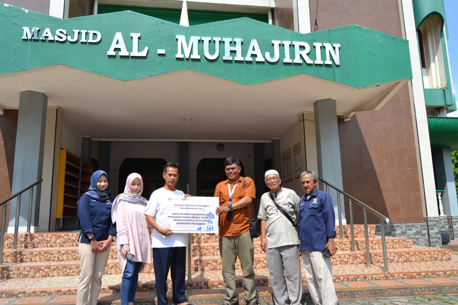 Pelindo Regional II Palembang Berikan Bantuan Sarana dan Prasarana Masjid di Lingkungan Pelabuhan