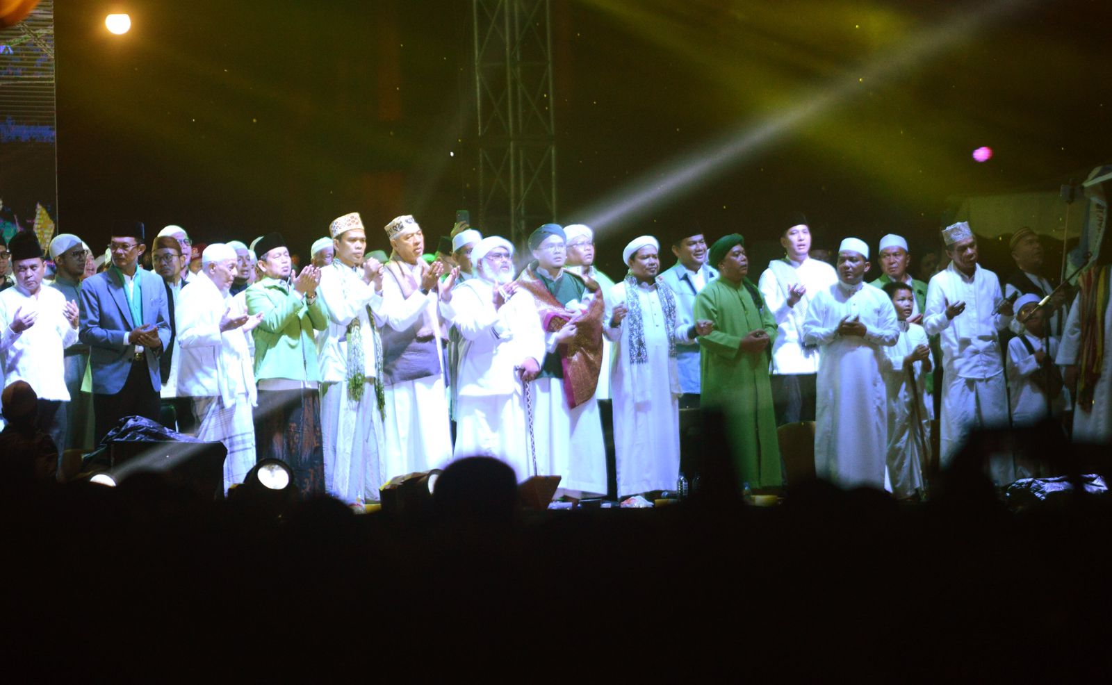 Saat Peringatan Maulid Nabi Muhammad  SAW di BKB, UAS Doakan Palembang dan Sumsel Berkah 