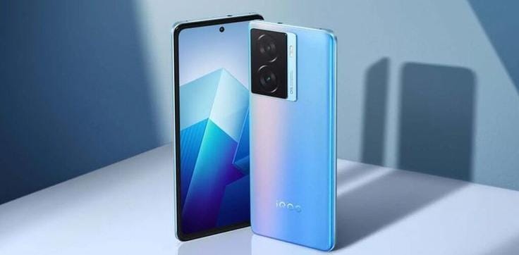 Vivo iQOO Z8x Miliki Desain Modern dan Ergonomis yang Cocok Untuk Gaming, Baterainya Jumbo!