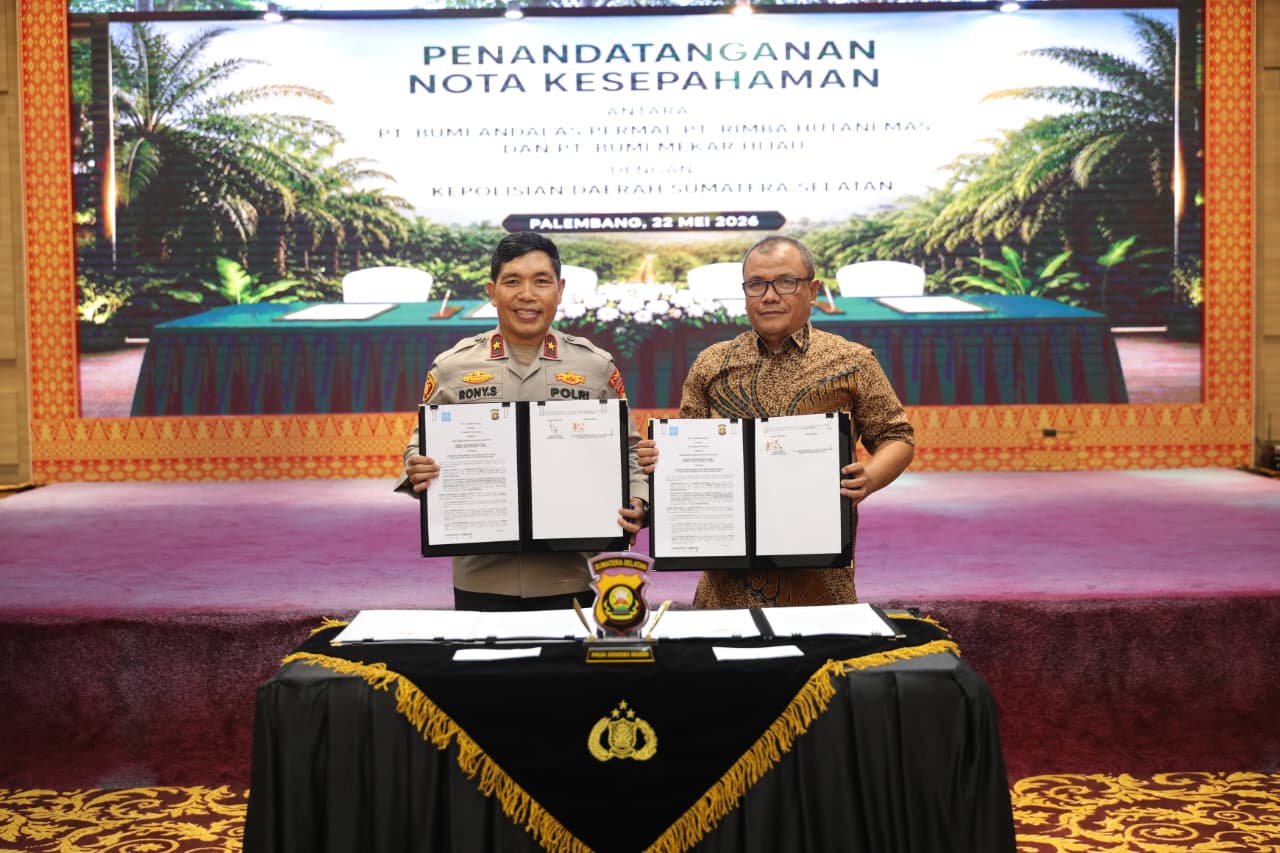 Wakapolda Sumsel  Brigjen Pol. Rony Samtana Pimpin Penandatanganan MoU Mitigasi Karhutla