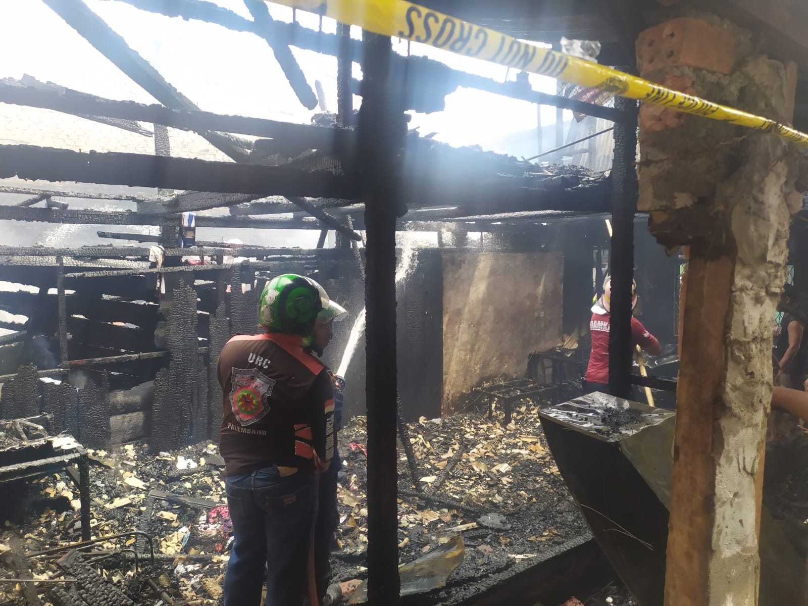 Rumah Bedeng di Jalan Ali Gatmir Palembang Terbakar, Tabung Gas Elpiji Diduga Penyebabnya 