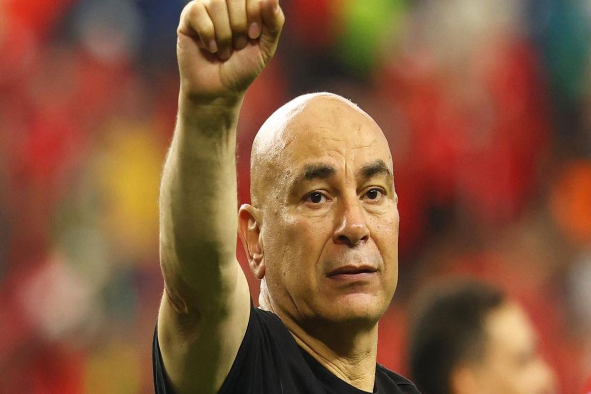 EFA Perpanjang Kontrak Hossam Hassan
