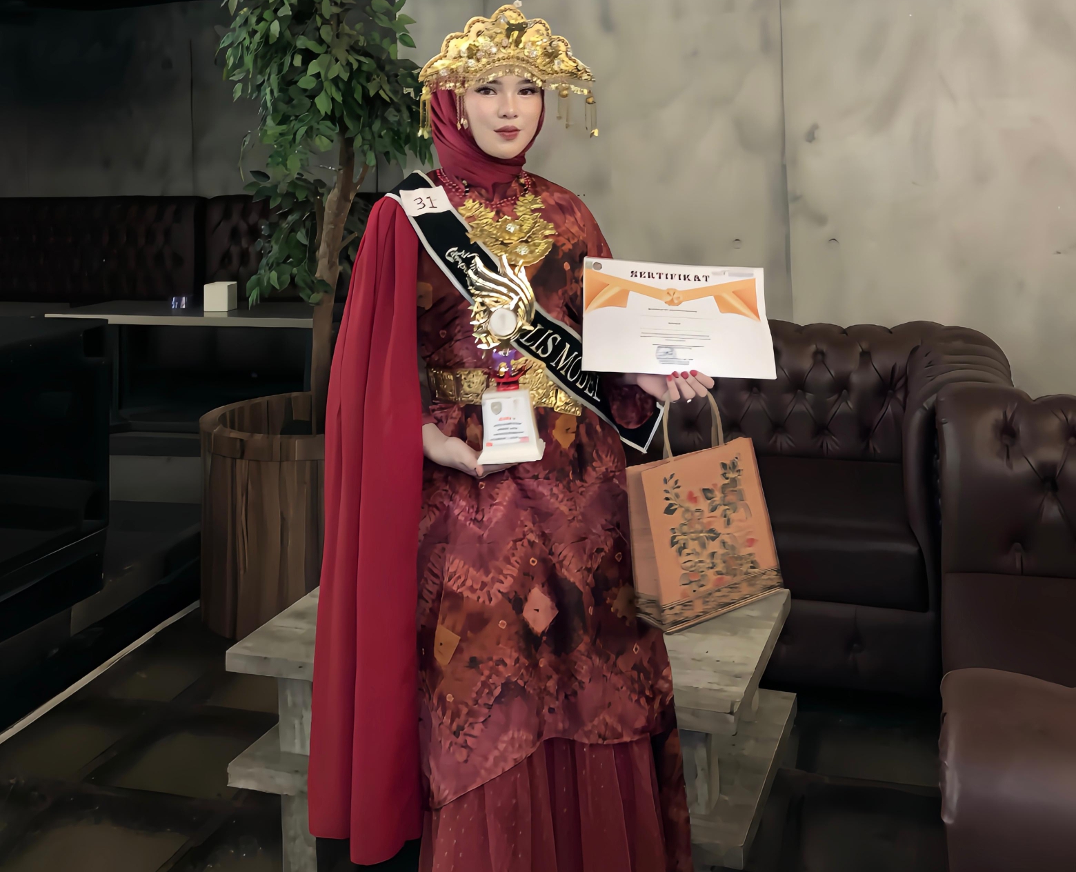 Kembali Toreh Prestasi, Mahasiswa Universitas Bina Darma Raih Juara 3 Duta Etnik Jumputan Nusantara