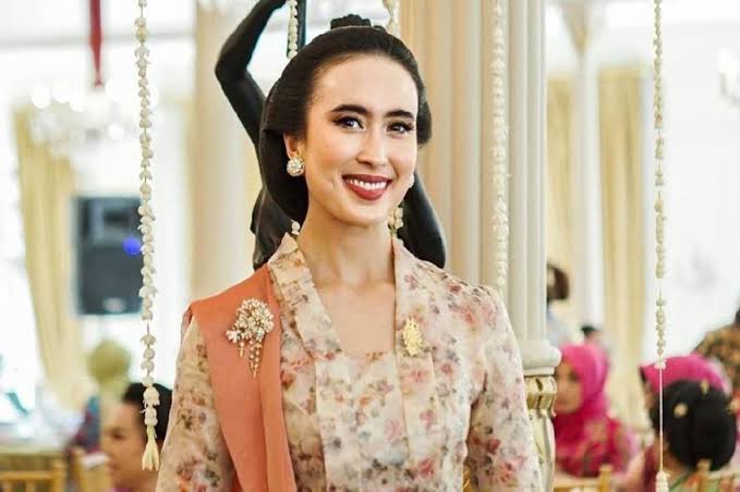 Menteri Tercantik di Kabinet Prabowo-Gibran Ini Ternyata Anak Pengusaha, Berikut Profilnya