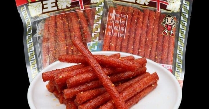 SIMAK! Titik Kritis Kehalalan Snack La Tiao Asal China, Stik Pedas dari Kulit Tahu yang Sempat Viral