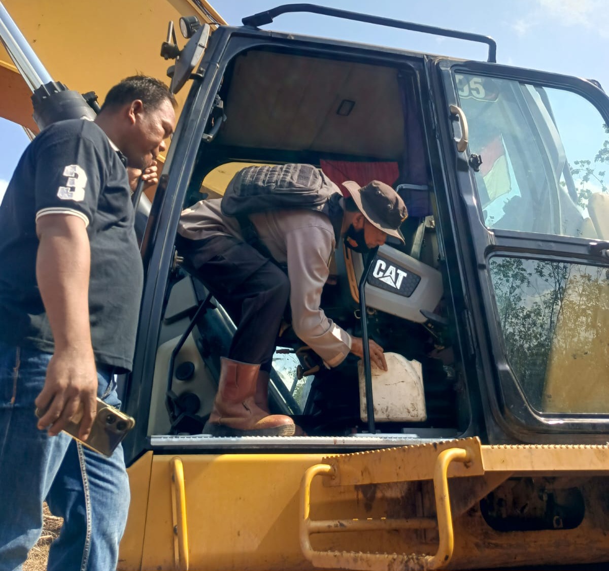 Ngeri, Hendak Menuju Kabin Ekskavator, Suwandi Ditembak OTD