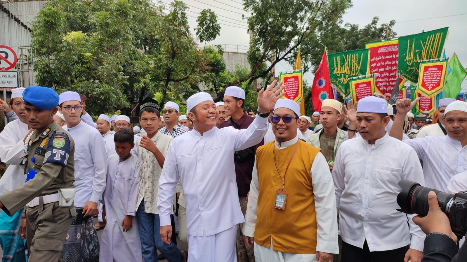  Gubernur Sumsel Hadiri Puncak Acara Ziarah Kubra Ulama & Auliya Palembang Darussalam