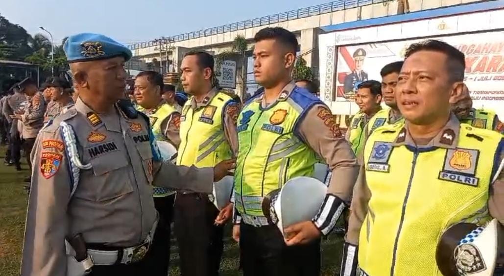 Mendadak, Propam Polrestabes Palembang Razia Ratusan Personel yang Berpenampilan 'Selengean' 