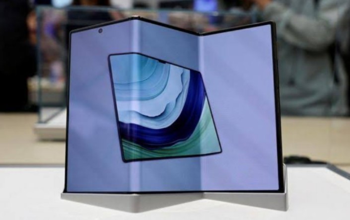 Intip Bocoran Pesaing Ponsel Huawei Mate XT, Babak Baru Revolusi Ponsel Lipat 3 Dimulai