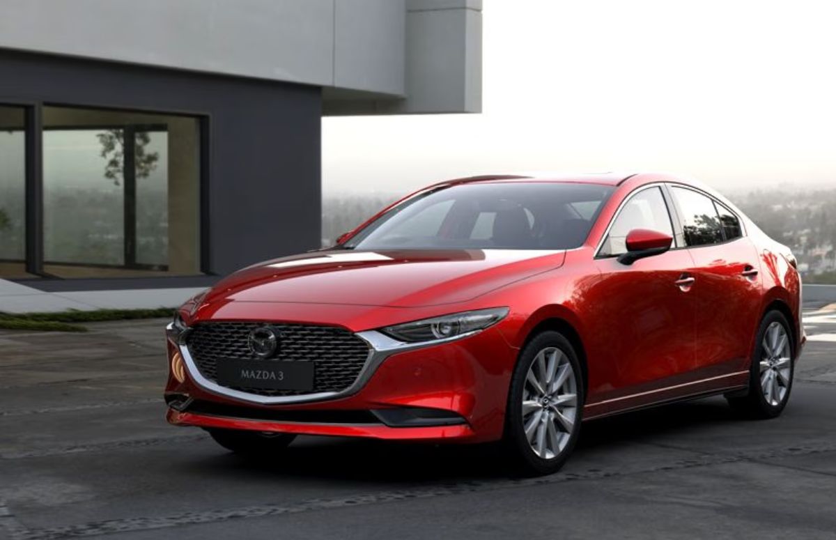 New Mazda 3 Pilihan Menarik di Segmen Sedan Compact Premium! Ini Spesifikasinya