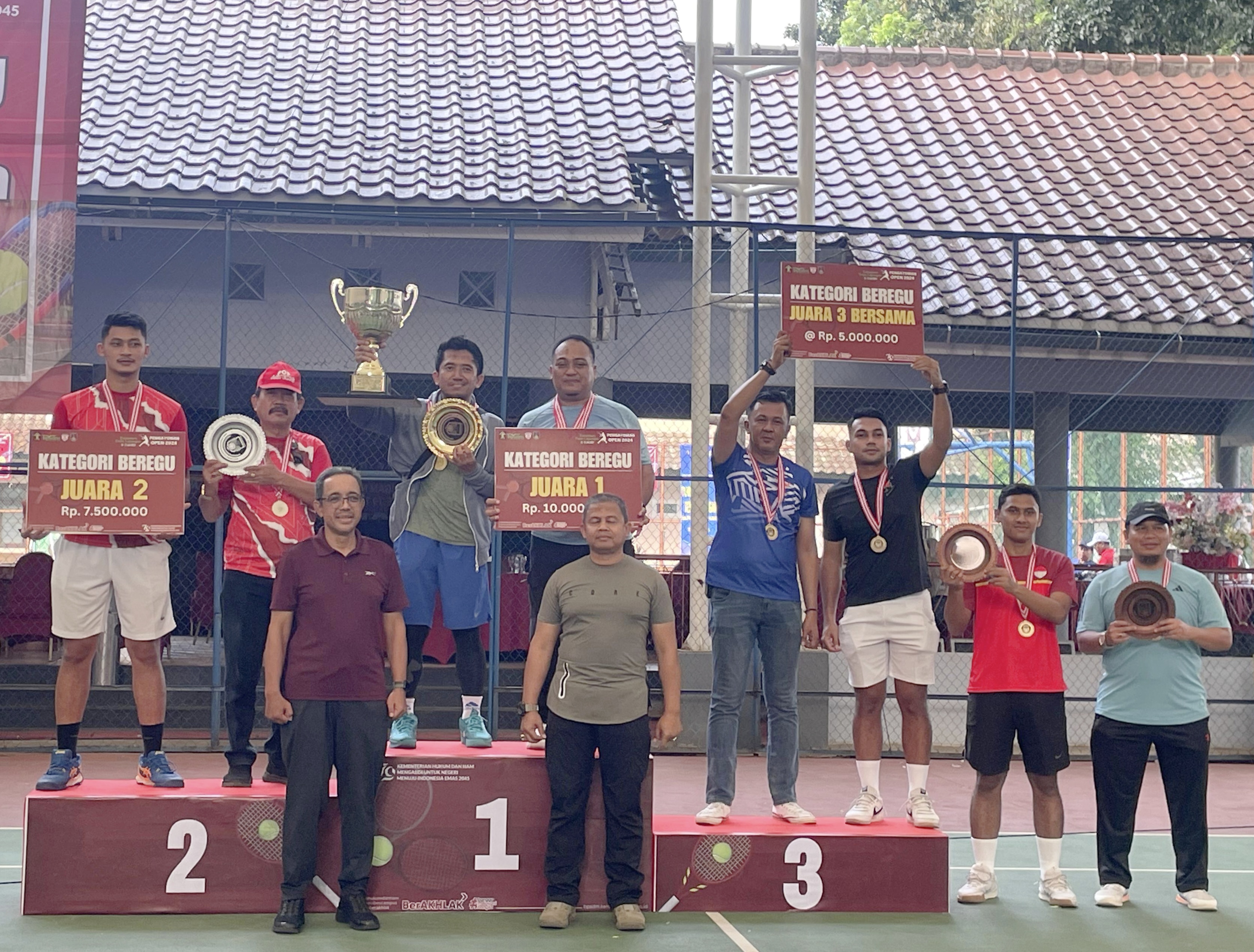 PTP Kanwil Kemenkumham Sumsel Sukses Rebut Juara 3 Beregu 'Pengayoman Open 2024'