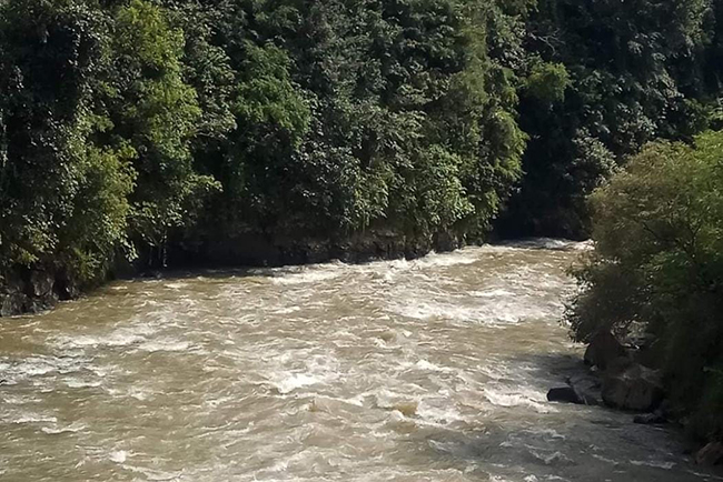 Kakek 60 Tahun Hanyut Terbawa Arus Sungai Ndikat