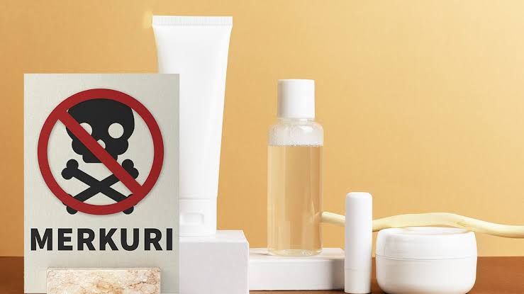 Cek Skincaremu Sekarang! 6 Jenis Kandungan Berbahaya Ini Bisa Bikin Wajah Rusak Loh, Apa Saja?