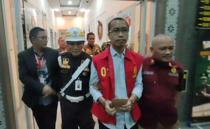 Raimar Yousnaidi Resmi Jadi Tersangka Korupsi Proyek Revitalisasi Pasar Cinde Palembang