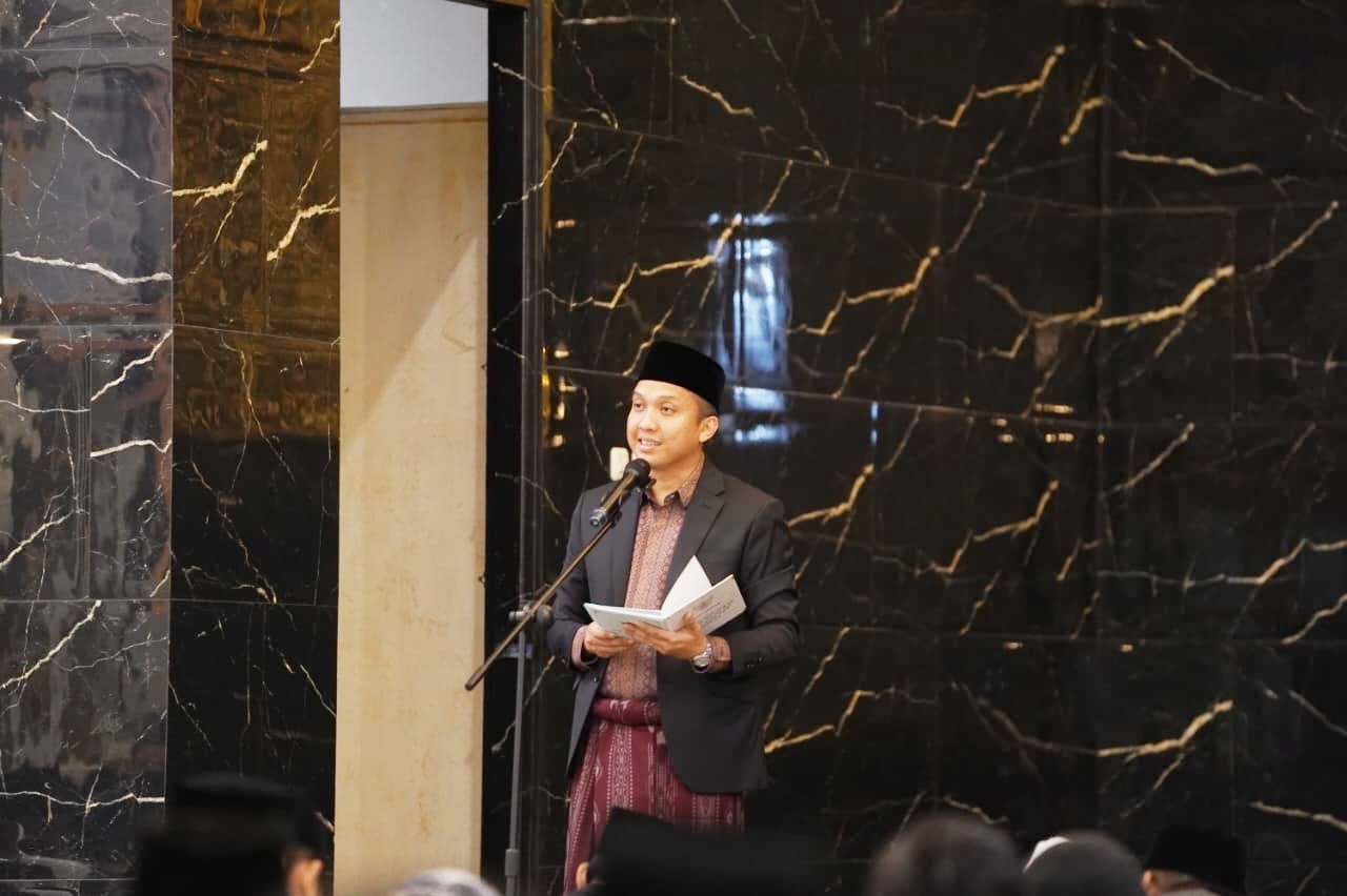 Bupati dan Wabup Ogan Ilir Laksanakan Salat Idul Adha 1446 Hijriah di Masjid Agung An-Nur Tanjung Senai