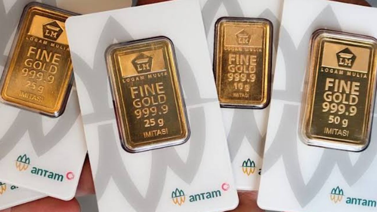 Harga Emas Antam Hari Ini Merosot Rp5.000, Buyback Ikut Turun