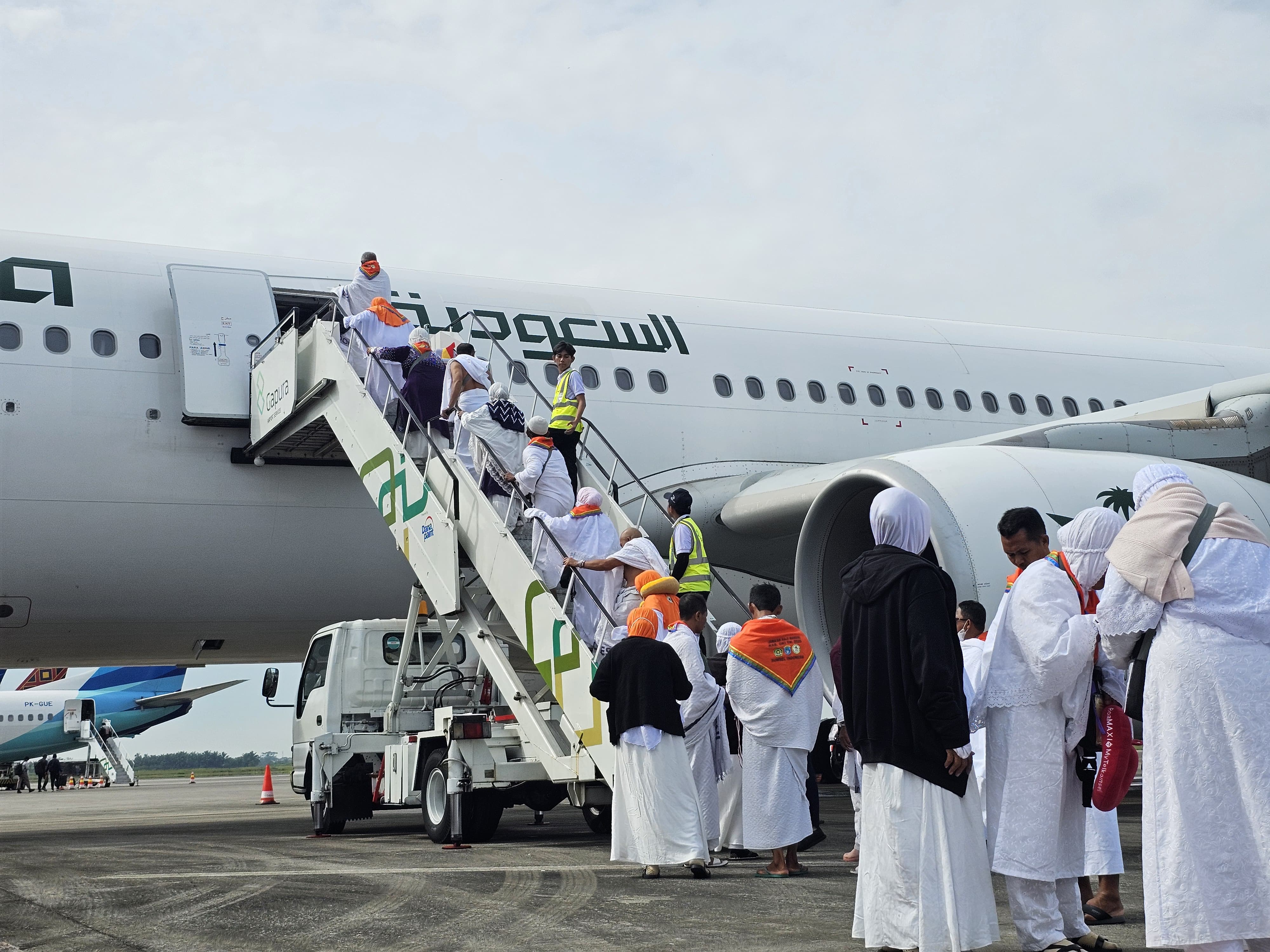 370 Jemaah Haji Kloter Perdana Fase Gelombang Kedua Embarkasi Palembang, Diberangkatkan ke Jeddah