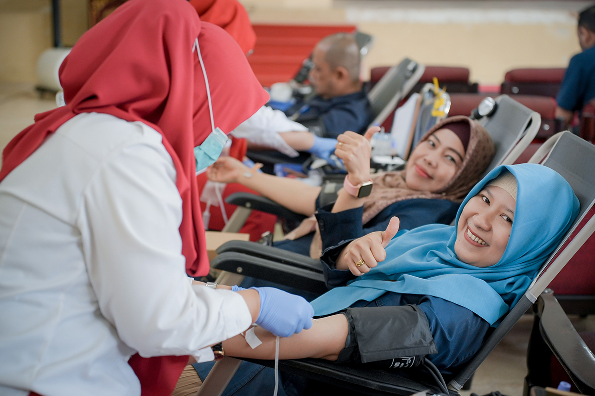 PT Pusri Peduli Sesama: Gelar Bakti Sosial Donor Darah Memperingati Hari Donor Darah Sedunia