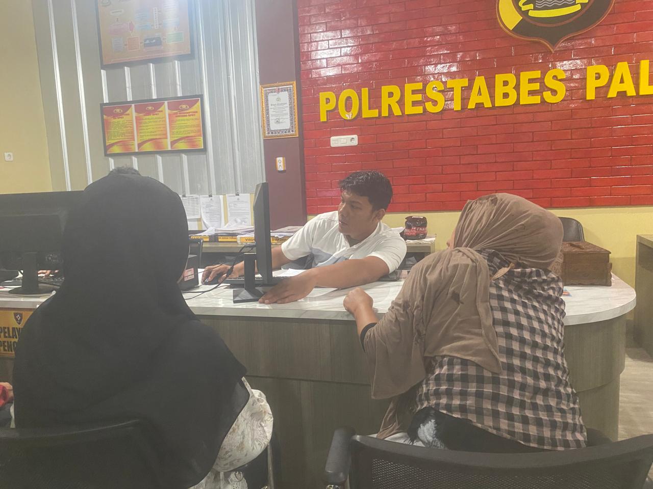 Tutup Lapak Dagangan Tiba-tiba Kepala Dipukul Besi dari Belakang, IRT di Palembang Dianiaya Sesama Pedagang