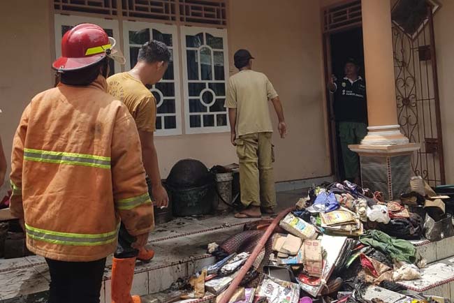 Rumah Milik Sekretaris Diskominfo Prabumulih Terbakar, Diduga Akibat Korsleting Listrik 