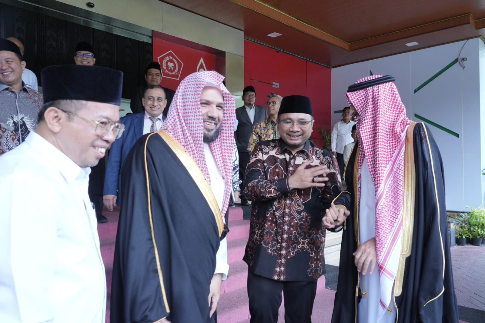 Imam dan Khatib Masjid Nabawi Kunjungan ke Indonesia, Bawa Pesan Ini dari Raja Salman dan Putra Mahkota