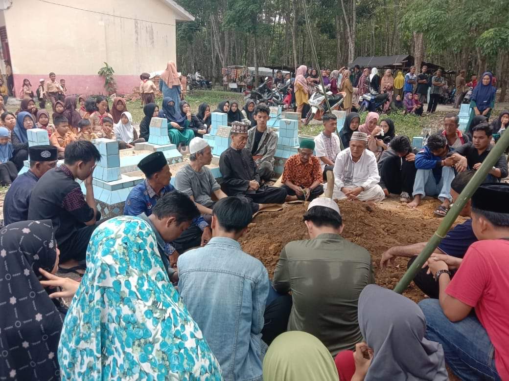 Keluarga Ikhlaskan Kepergian Mahasiswi UIN RF Palembang yang Ditemukan Bersimbah Darah di Kosan